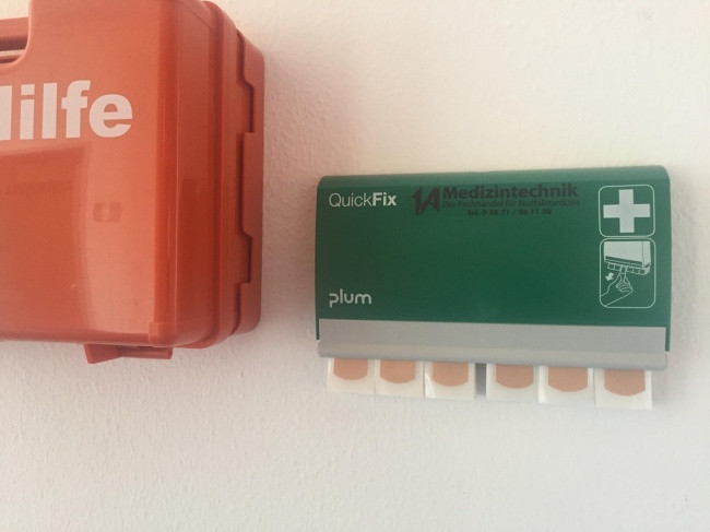 Bị thương không còn đáng sợ khi có hộp urgo miễn phí này rồi.