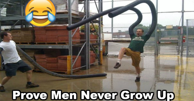 30+ bức ảnh hài hước chứng minh đàn ông không bao giờ chịu lớn