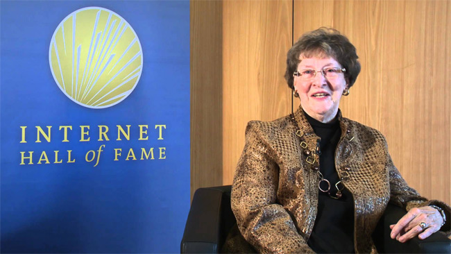 Người khai sinh ra các tên miền internet