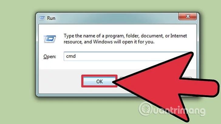 Mở Command Prompt hoặc Terminal.