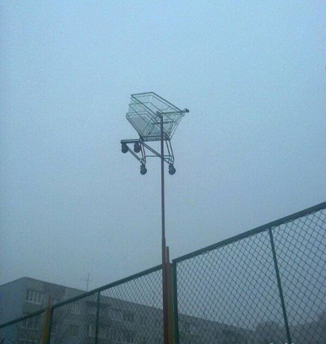 Làm sao? Và tại sao lại như vậy?