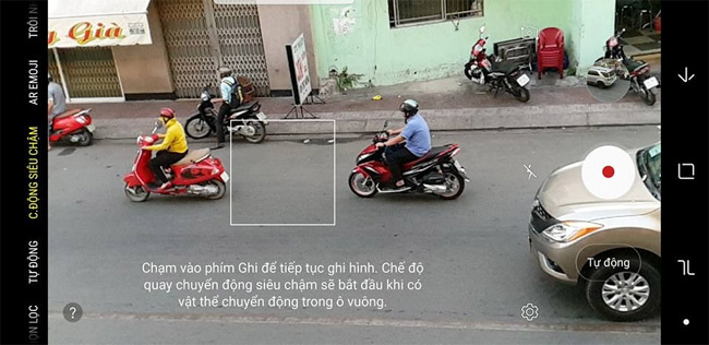 Chạm vào Ghi để tiếp tục ghi hình