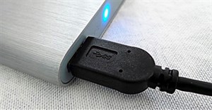 Có cần thiết phải ngắt kết nối thiết bị USB an toàn?