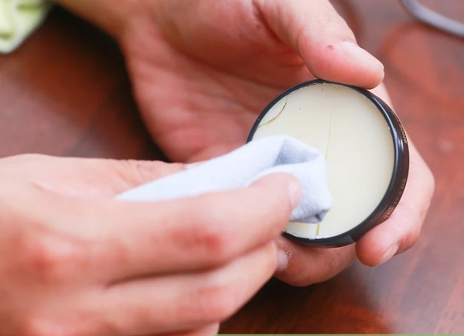 Thử dùng chất làm sạch khác nếu kem đánh răng và muối nở không hiệu quả