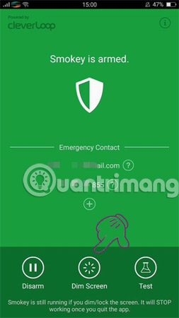 Bật chế độ theo dõi bằng cách nhấn nút màu xanh trên ứng dụng