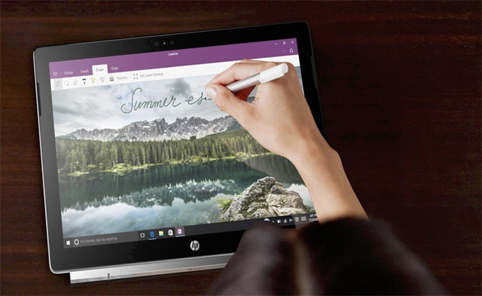 Ở dạng tablet, Chromebook x2 cũng đi kèm bàn phím và bút