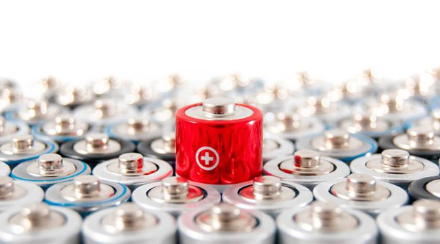 Pin Lithium-Sulfur sẽ giúp điện thoại thông minh hoạt động lâu hơn