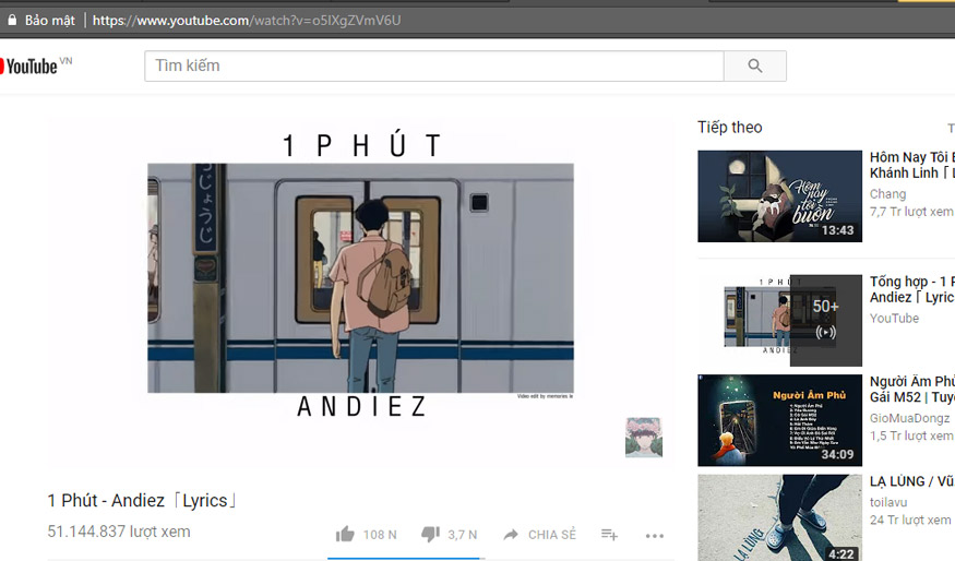 Mở video muốn tải trên Youtube về 