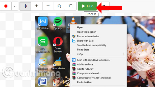 Nhấn nút Run xóa logo ảnh