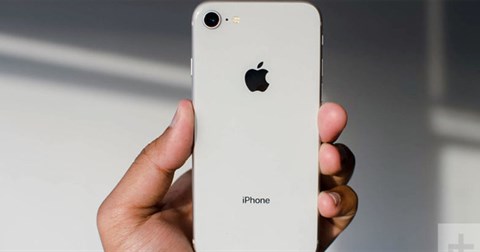 Đục iPhone 8 để rèn nhẫn, tưởng hành động điên rồ nhưng khi thấy giá bán mọi người không khỏi thán phục
