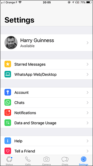 Vào cài đặt WhatsApp trên iPhone
