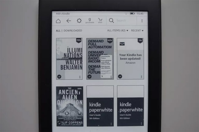 Cách xóa sách khỏi Kindle