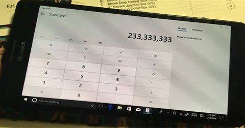 Video: Windows 10 ARM hoạt động mượt mà trên Lumia 950 XL
