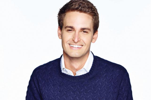 Even Spiegel: Sở hữu công ty giá 2.1 tỷ USD