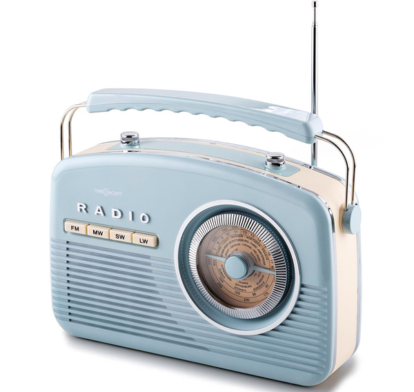 Các đài bán dẫn hiện nay đều có 2 ăng-ten khác nhau