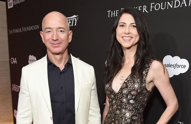 Tỷ phú Jeff Bezos: Chọn "hậu phương" vững chắc, trí tuệ, thông minh