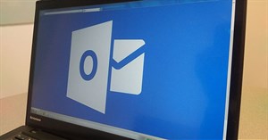 Cách tự động chuyển tiếp email trong Outlook