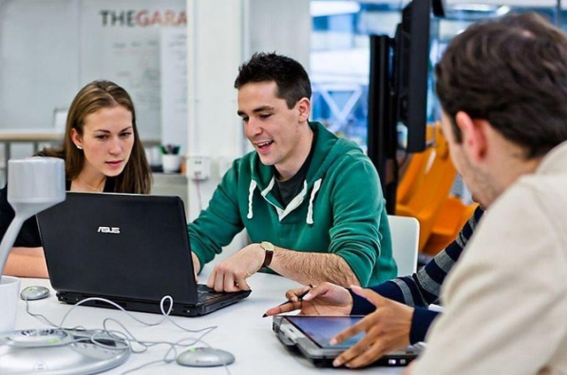 Làm việc tại  Microsoft 