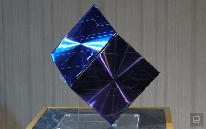 Laptop 2 màn hình kết hợp với trí tuệ nhân tạo