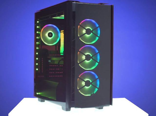 Đèn RGB Lightning trên PC chơi game