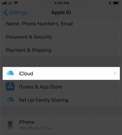 Nhấn vào iCloud