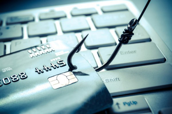 Kiểm tra chi tiết các email