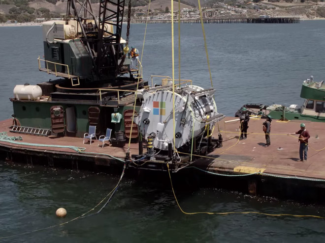 Microsoft đã xây dựng một bể chứa mẫu tại các vùng nước của California có tên là Leona Philpot 