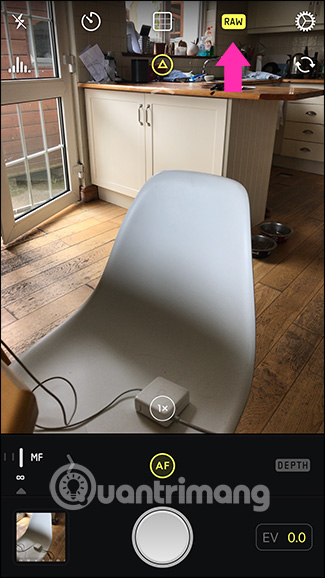 Chụp ảnh RAW trên Halide