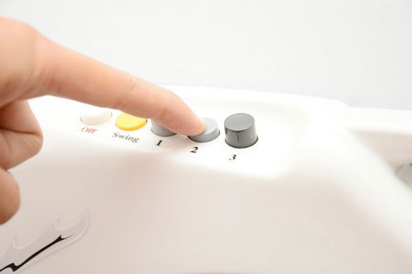 Bật quạt ở tốc độ nhẹ, cho quay đều