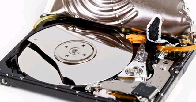 Ổ cứng bị cháy Board và cháy Chip