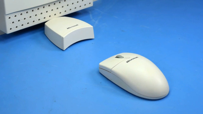 Chuột Microsoft Cordless Wheelmouse