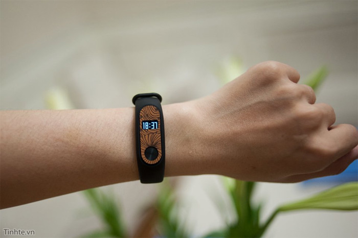 Vòng đeo tay thông minh Xiaomi MI 2 - MGW4024GL