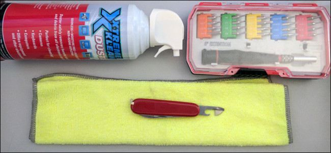 Công cụ cần để xử lý laptop bị nước vào