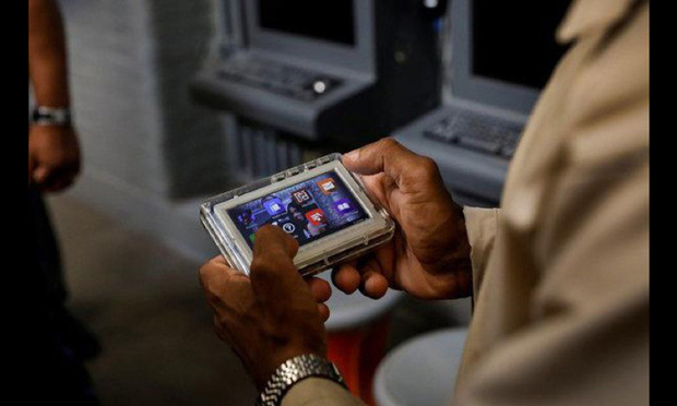 Chiếc tablet này được cung cấp bởi JPay