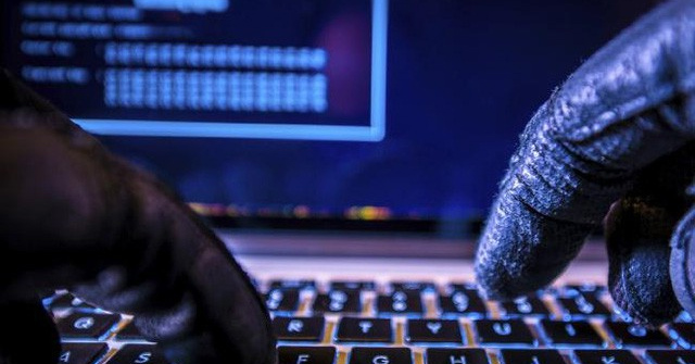 Tin tặc tấn công hệ thống máy tính