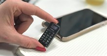 Kiểm tra độ bền của chiếc điện thoại nhỏ nhất thế giới và kết quả bất ngờ