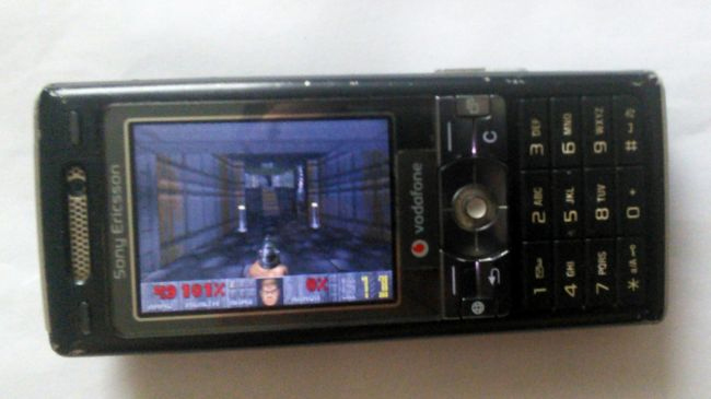 Doom trên điện thoại Sonny