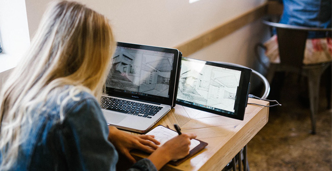 Duo là phụ kiện giúp laptop có thêm màn hình thứ hai