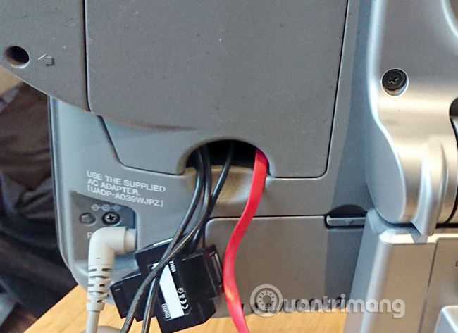 Thay thế vỏ mặt sau