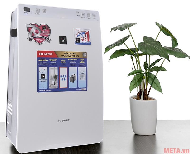 Máy lọc không khí và tạo ẩm SHARP KC-F30EV-W cho phòng 15 - 20 mét vuông.