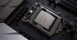 Điểm benchmark của chip i7-9700K còn vượt qua cả chip đa lõi Intel Core i7-8700K và AMD Ryzen 7 2700X