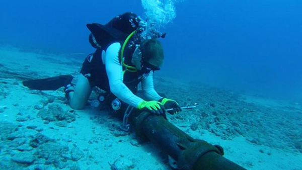 Sửa chữa cáp quang biển