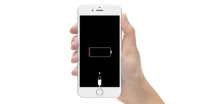 Sử dụng iPhone khi hết sạch pin