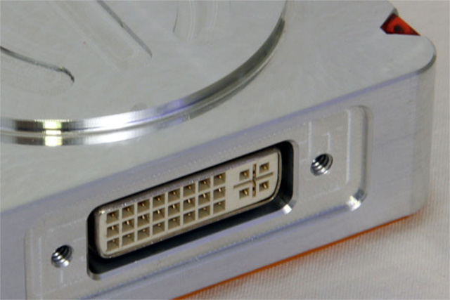 Các cổng kết nối thường thấy trên máy tính 16-cong-ket-noi-thuong-thay-tren-may-tinh-va-chuc-nang-cua-chung9