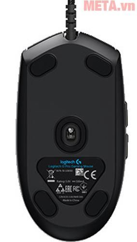 Chuột Logitech Pro dành cho game thủ.