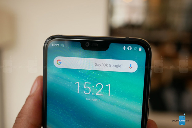 Màn hình “tai thỏ” khá nhỏ