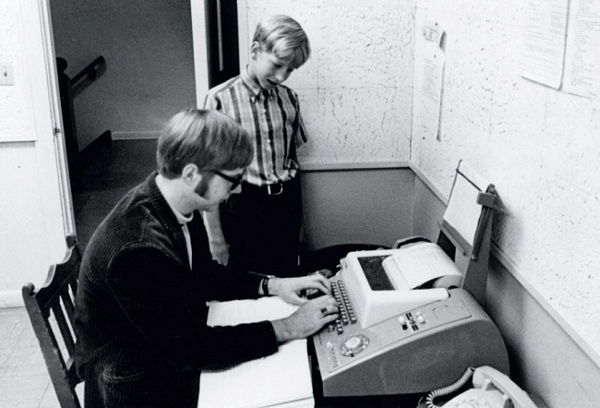 Ông và Bill Gates từng học cấp 2 cùng nhau