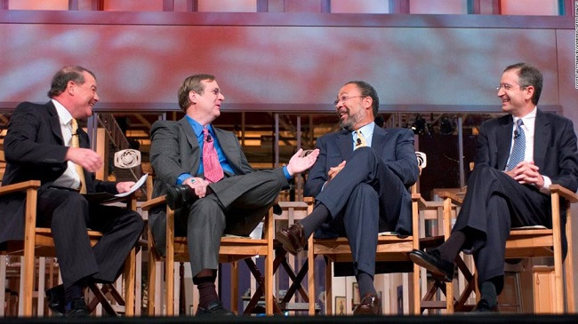 Trước khi qua đời Paul Allen lọt danh sách 50 người giàu nhất thế giới với tài sản khoảng 20,2 tỷ USD.