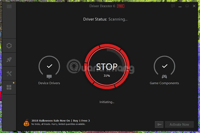 Driver Booster đang quét các driver lỗi thời trên máy tính