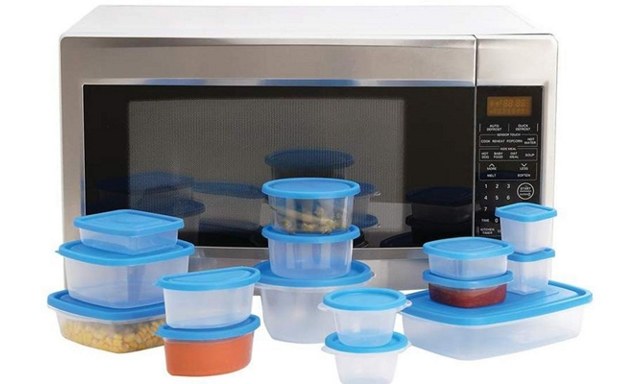 Hộp nhựa dùng được trong lò vi sóng